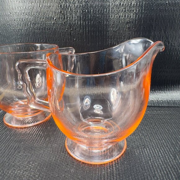 Vintage Pink Depression Glass Sugar And Creamer Set 2 Glassware Bright Orange - Picture 11 of 12